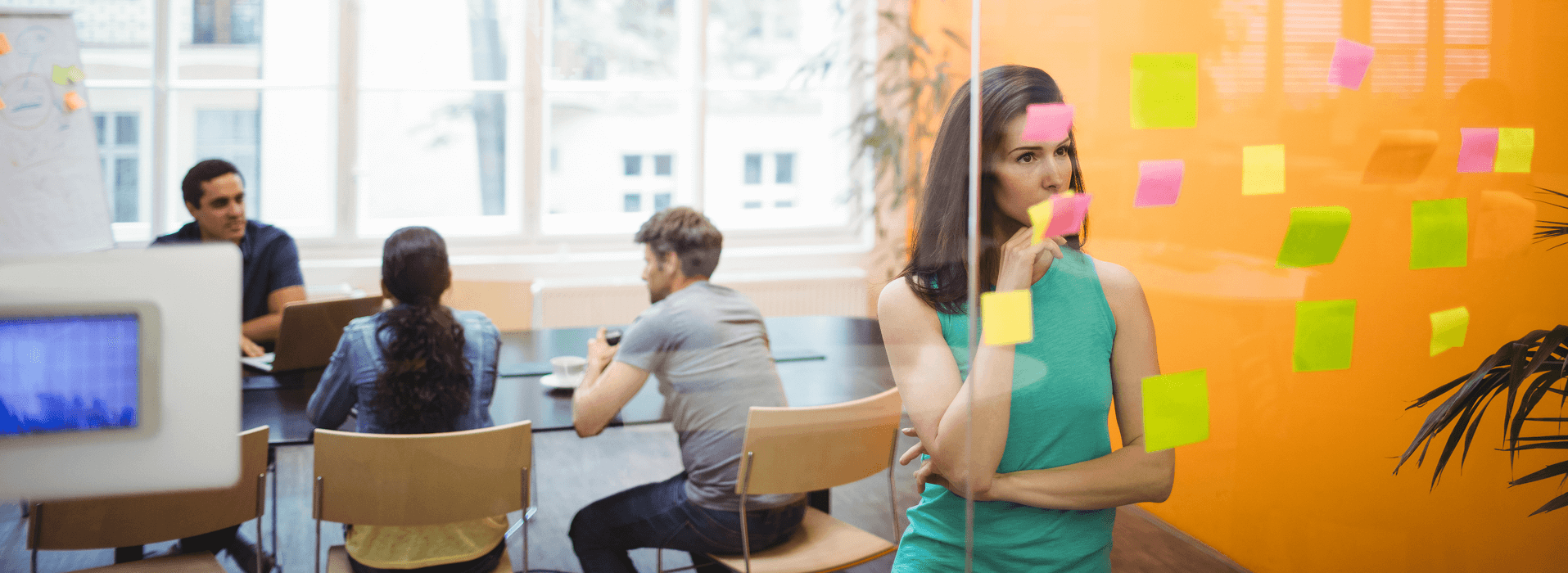 qodef-fullwidth-slider