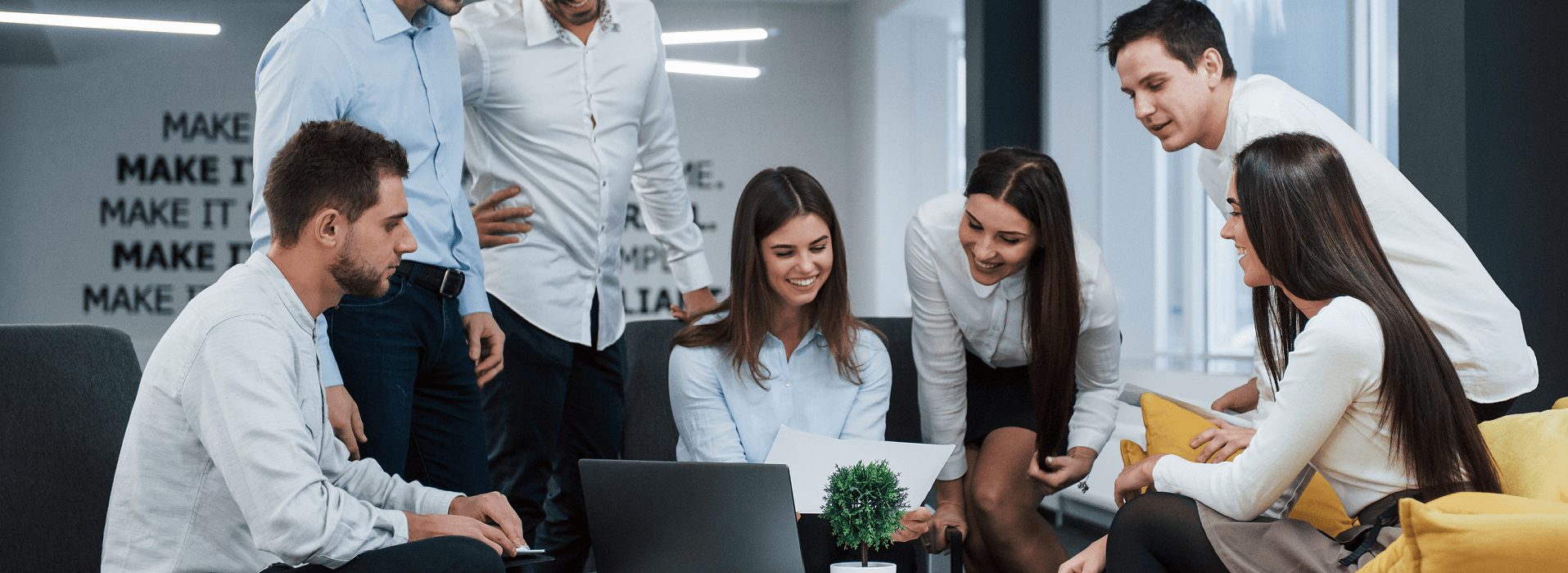 qodef-fullwidth-slider